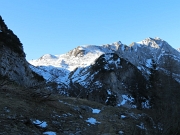 01 Sul versante nord c'è un po' di neve